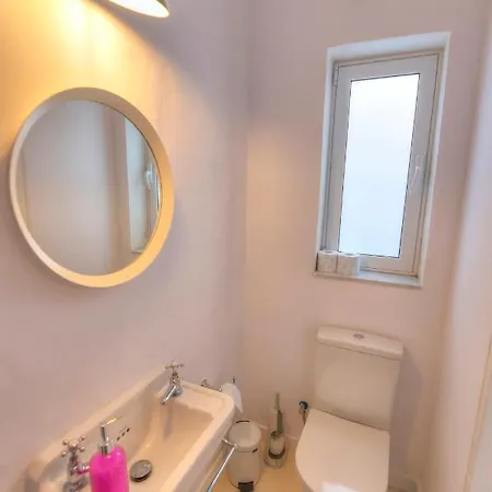 Traditional Duplex Townhouse Near Valletta Jeng1-1 *
